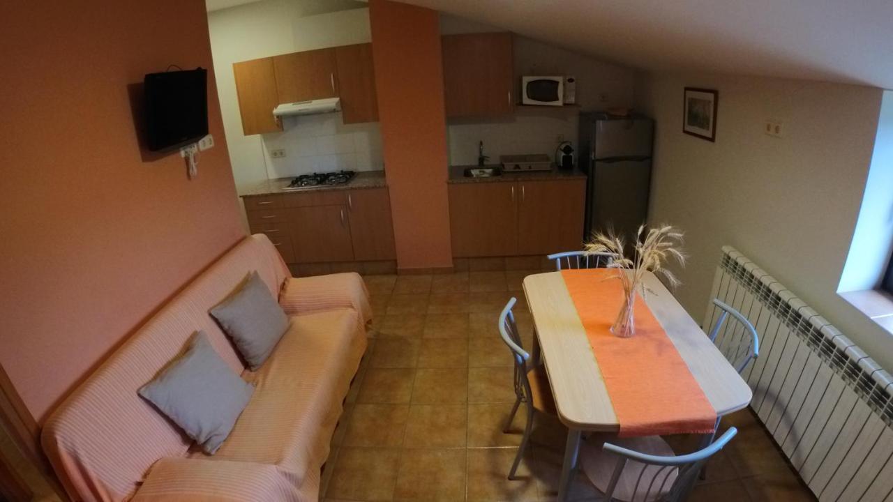 Castell De Ceuro. Hotel Rural Ogern Zewnętrze zdjęcie